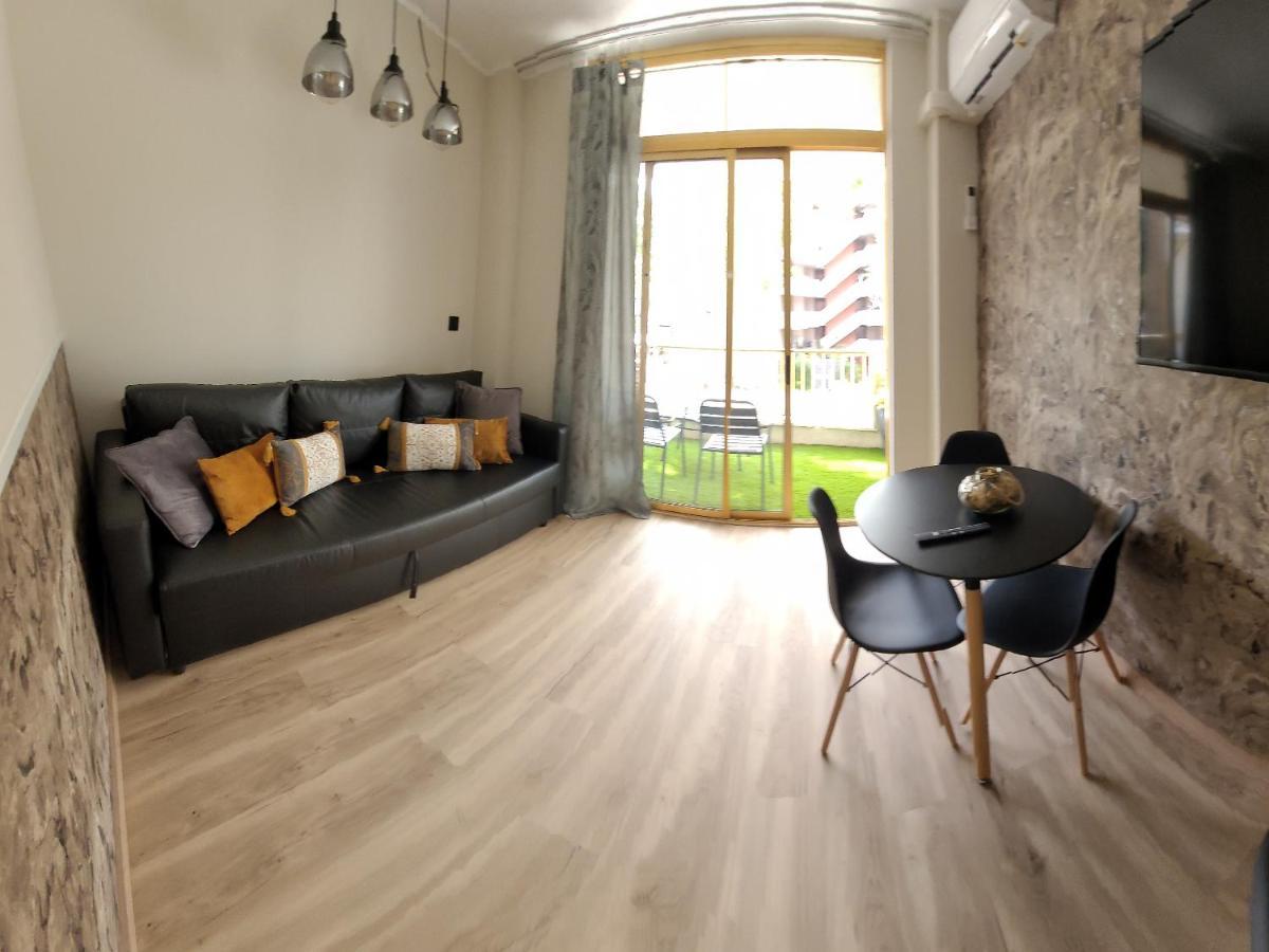 A Estrenar Preciosos Apartamentos Aparthotel Inter2, New Apartments Ln Aparthotel 12 Months Open! Self Check In! Reserva Garaje! Салоу Экстерьер фото