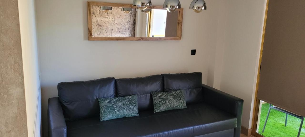 A Estrenar Preciosos Apartamentos Aparthotel Inter2, New Apartments Ln Aparthotel 12 Months Open! Self Check In! Reserva Garaje! Салоу Экстерьер фото