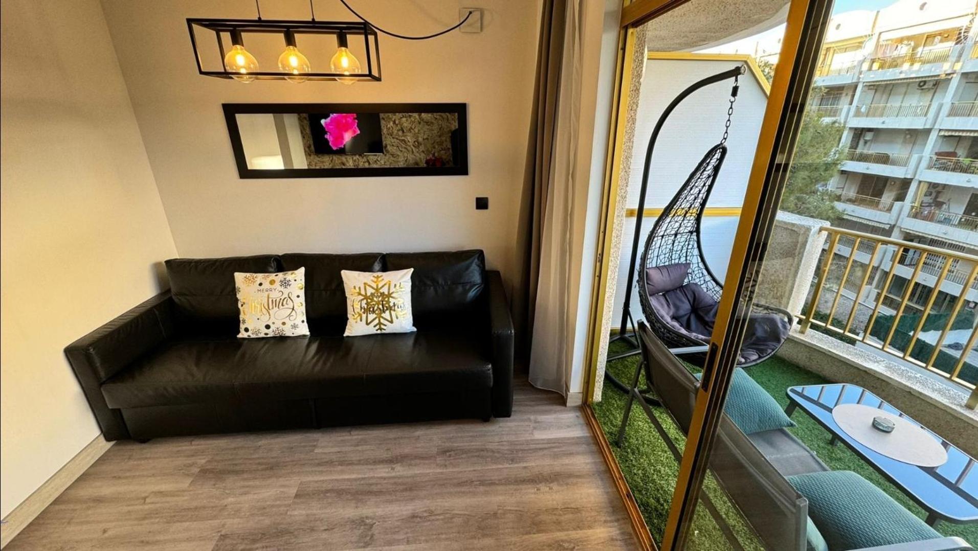 A Estrenar Preciosos Apartamentos Aparthotel Inter2, New Apartments Ln Aparthotel 12 Months Open! Self Check In! Reserva Garaje! Салоу Экстерьер фото
